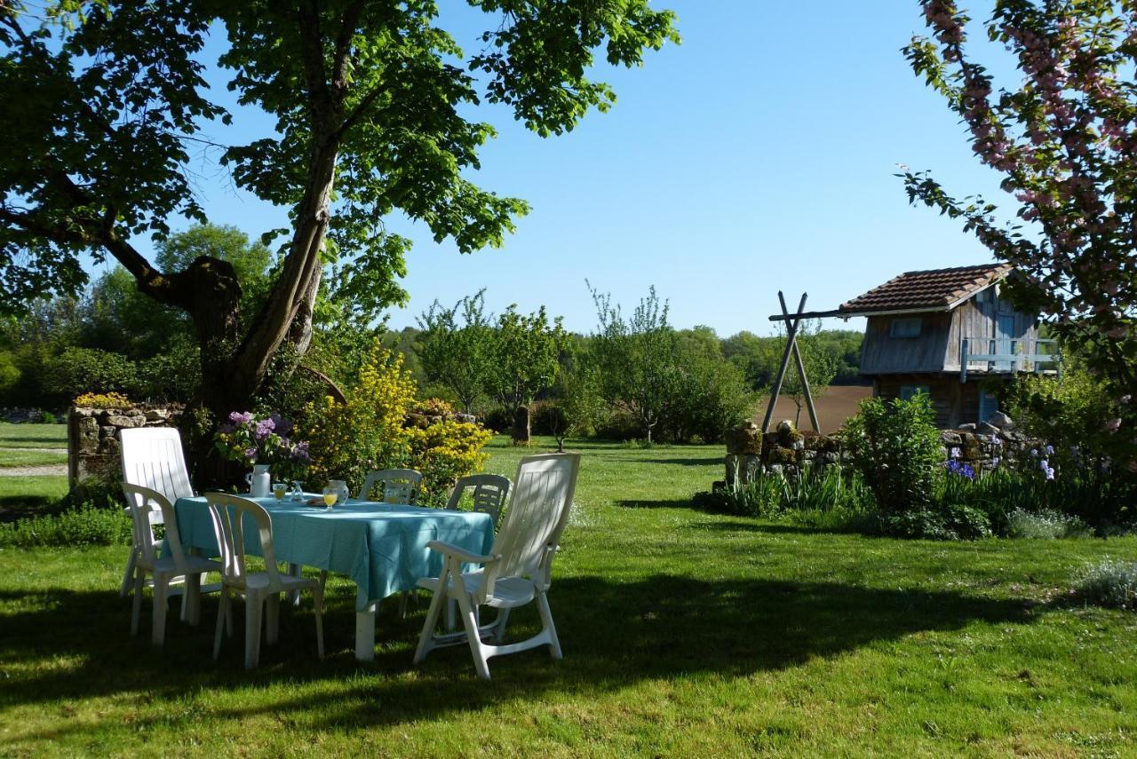 L'Echappée Belle Périgord Bed and Breakfast Cercles Exterior foto