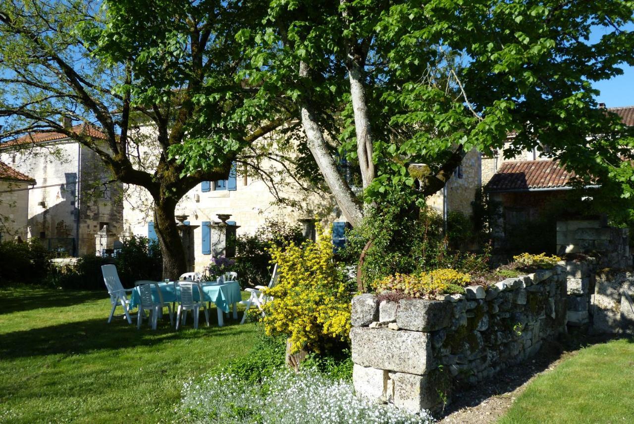 L'Echappée Belle Périgord Bed and Breakfast Cercles Exterior foto